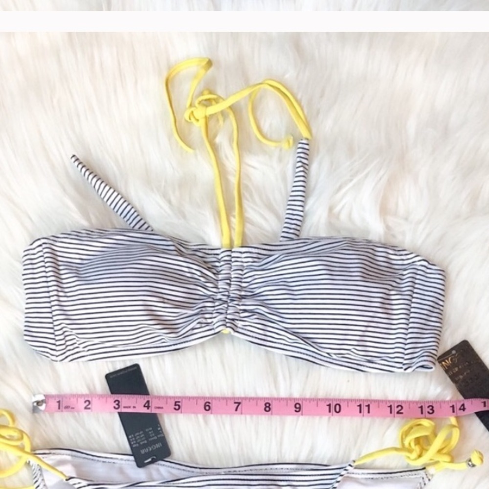 Black and White Stripe Bikini Top NWT - Picture 2 of 5